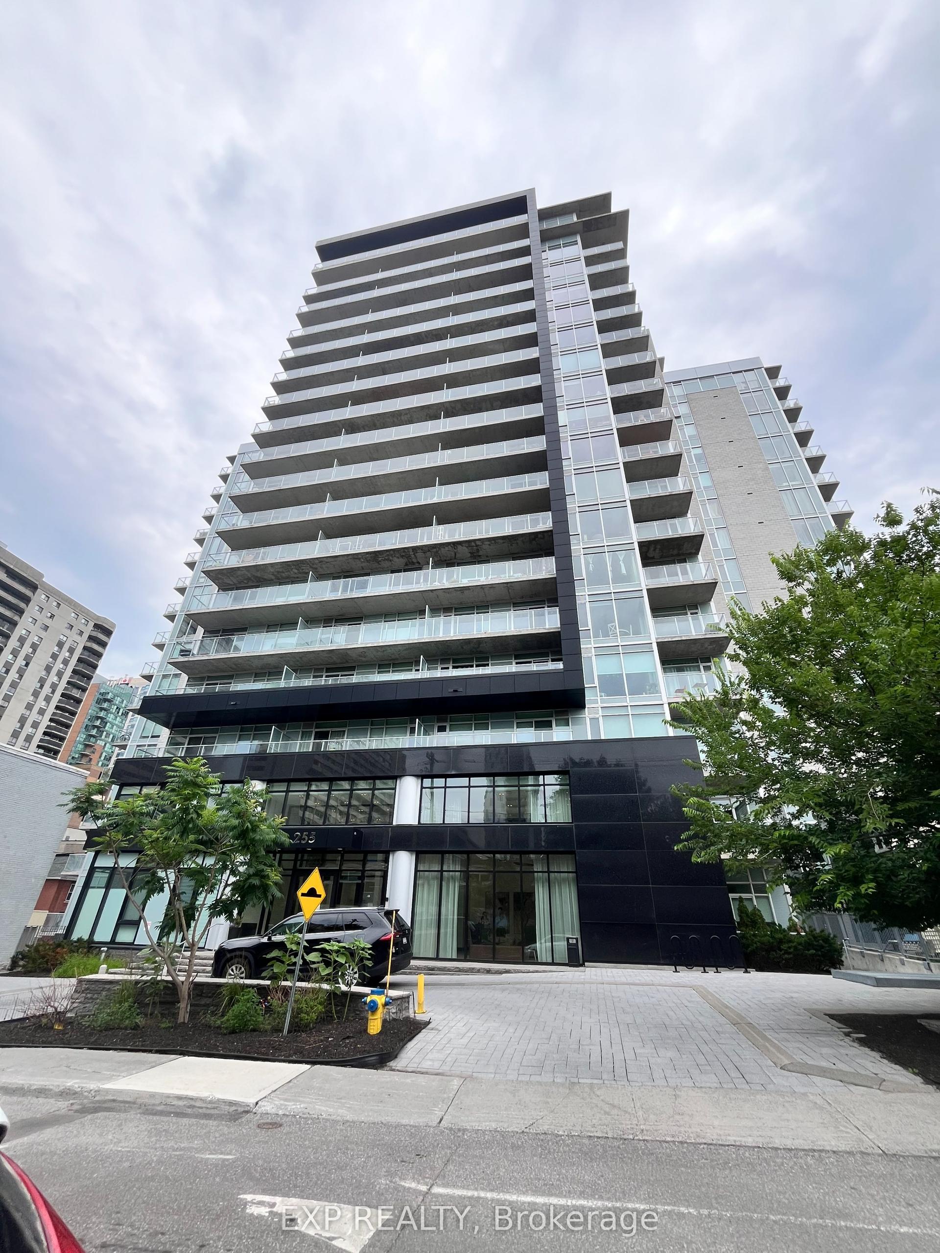 255 Bay Street 212 #212, Ottawa Centre — Condo for lease, photo 1