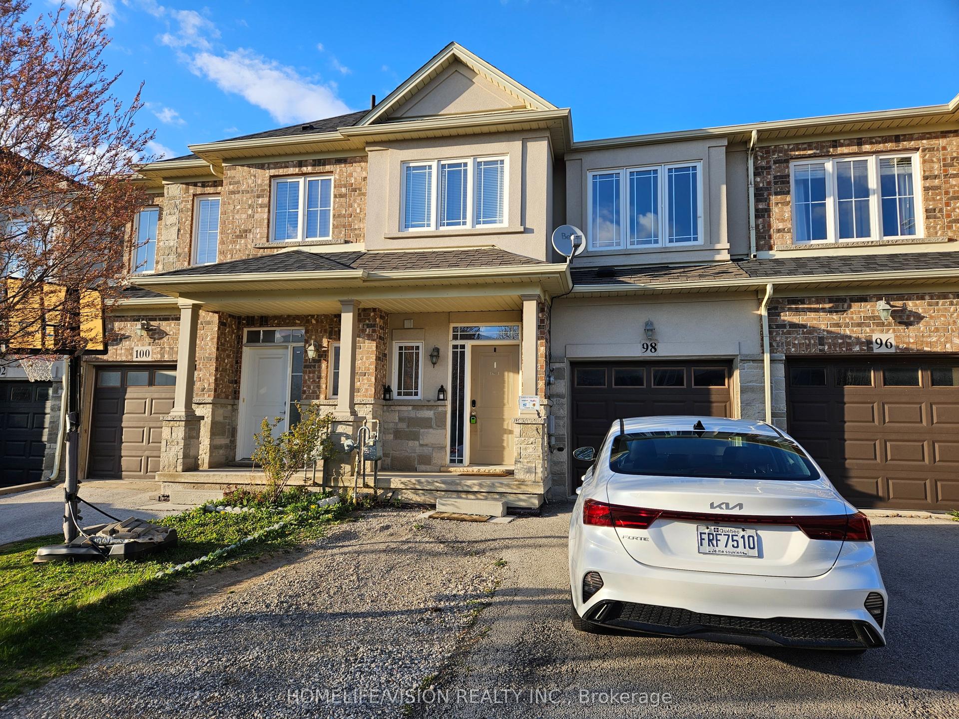 98 Highgate Drive Upper Level #Upper Level — photo 1