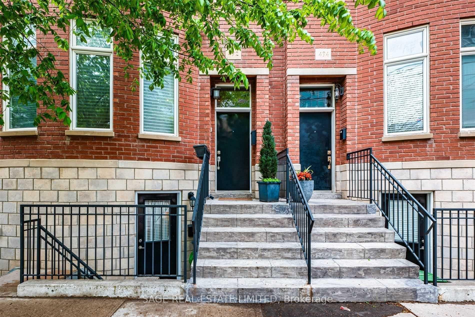 492 King Street E, Toronto — Townhouse for lease, photo 1
