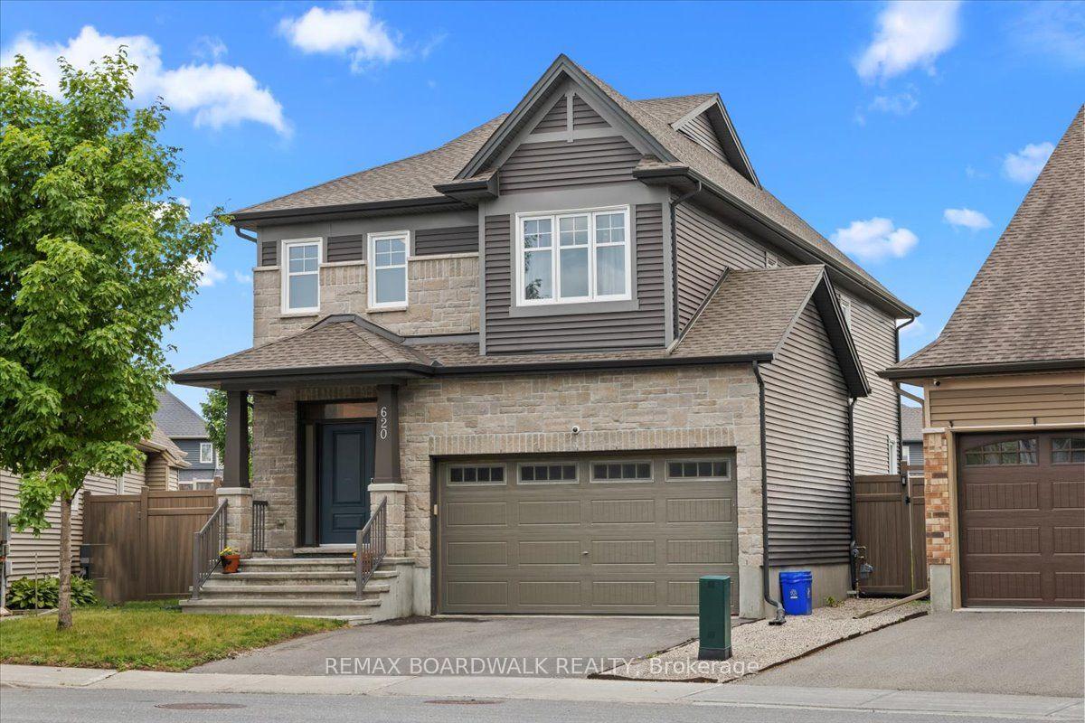 620 Barry Helman Drive, Barrhaven — Detached for sale, photo 1