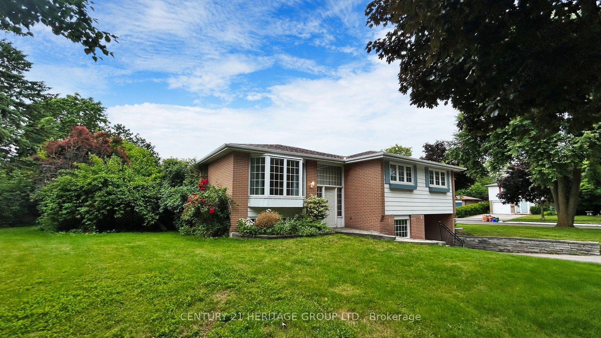 1 Dunsinane Drive — photo 1