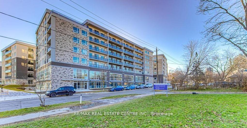 275F Larch Street 111 #111 — photo 1