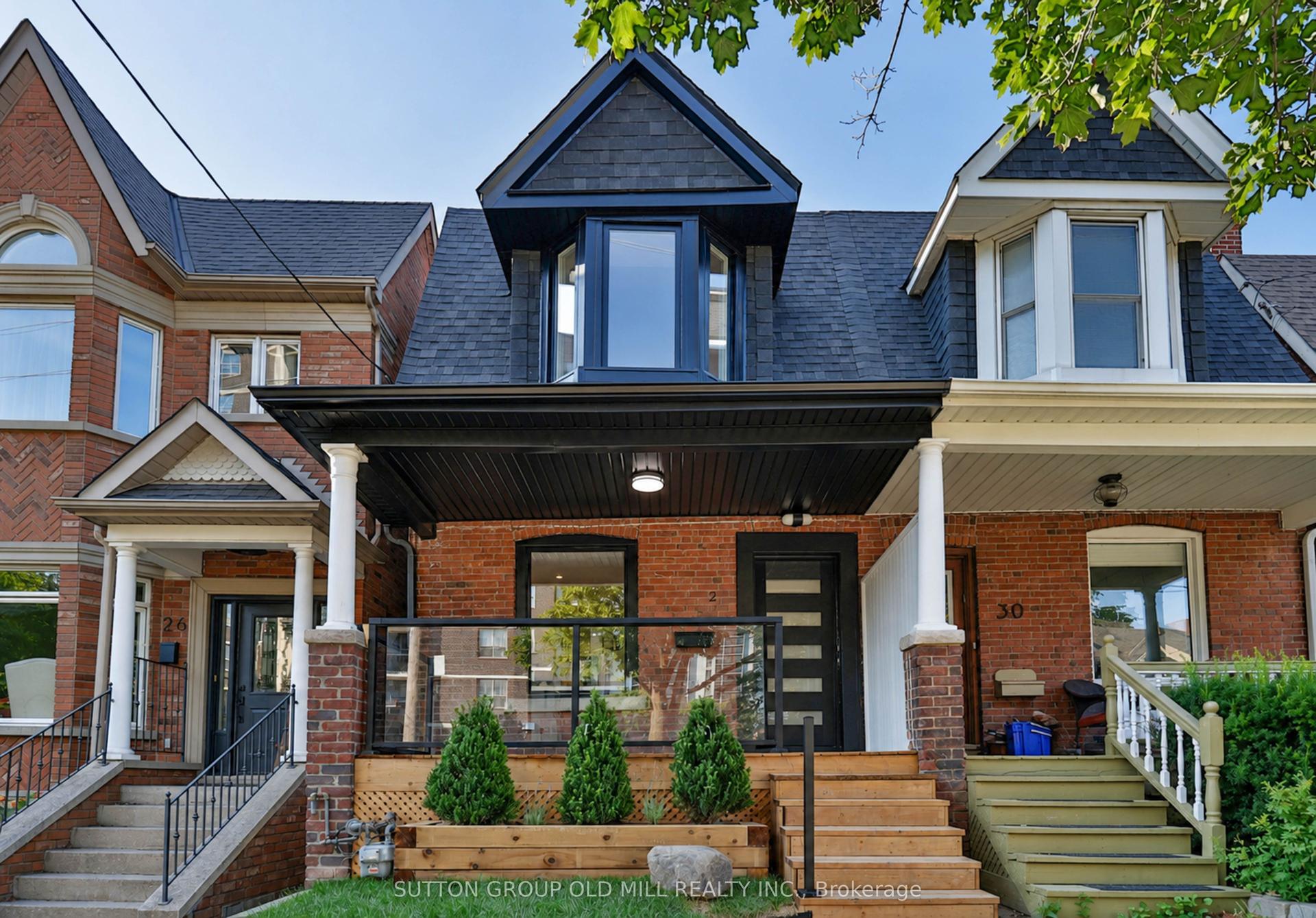 28 Eastmount Avenue, Toronto — Semi-Detached for sale, photo 1