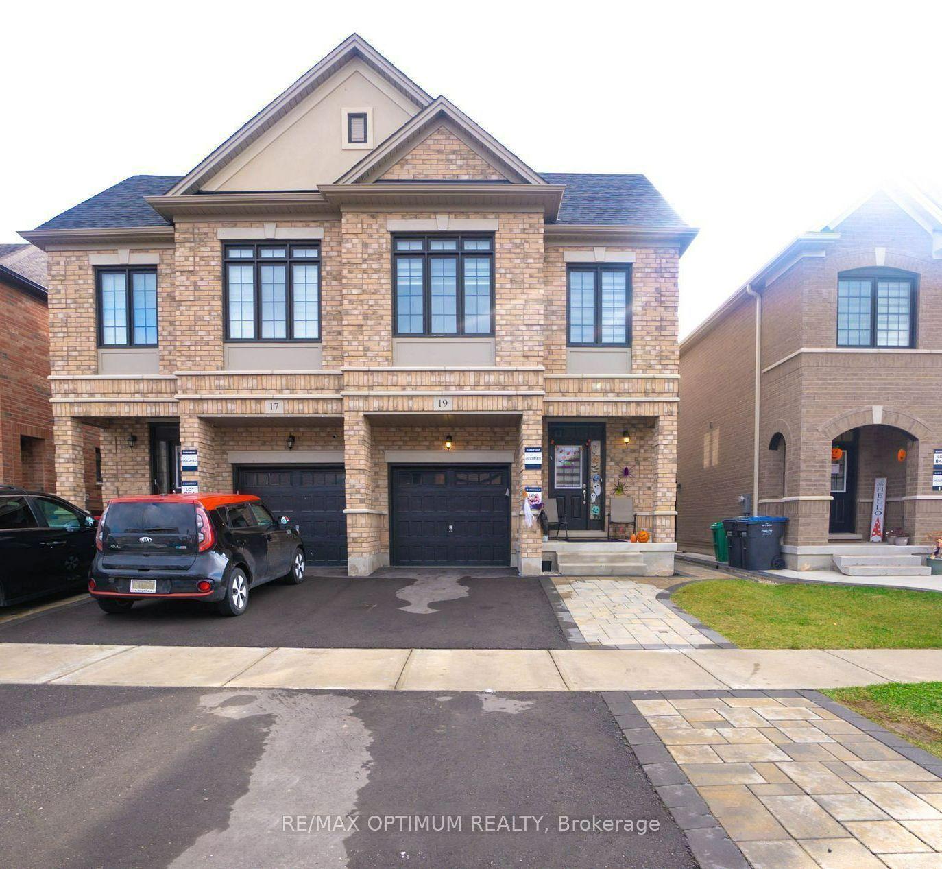 19 Banner Elk Street — photo 1