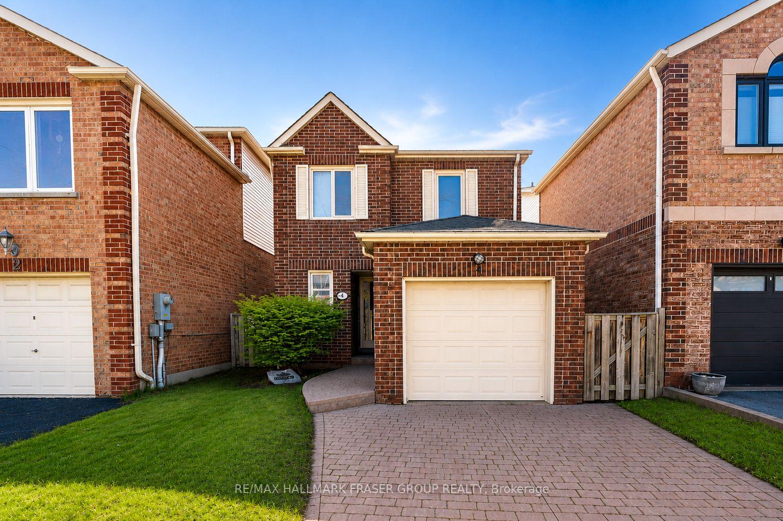 4 Coalport Drive — photo 1