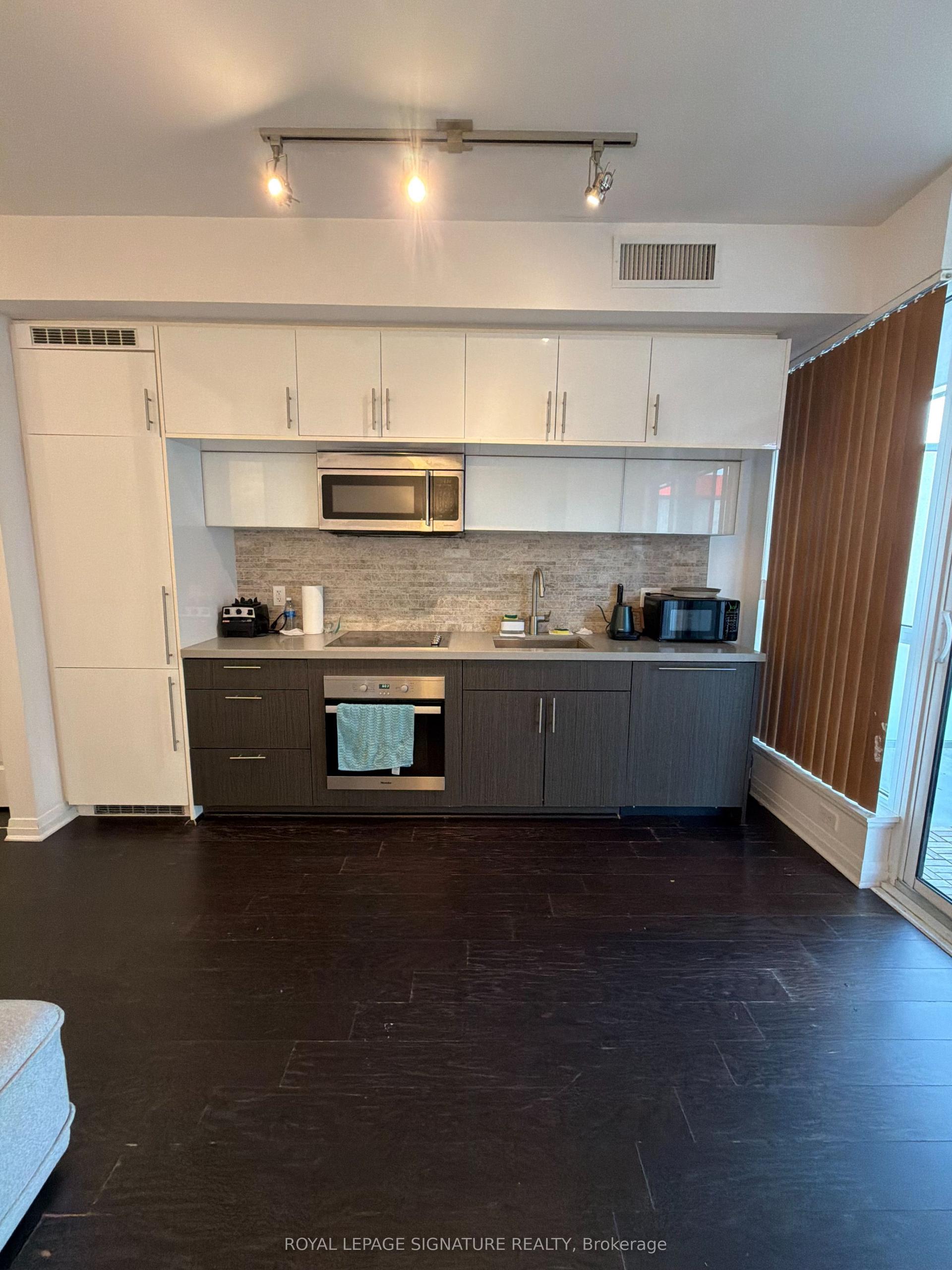 8 Mercer Street 1504 #1504, Toronto — Condo for lease, photo 1