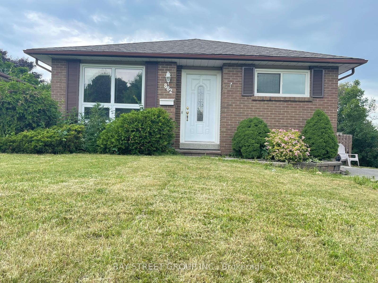 882 Southdown Drive Bsmt #Bsmt, Oshawa — Detached for lease, photo 1
