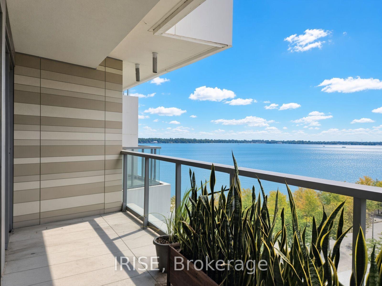 118 Merchants' Wharf 704 #704, Toronto — Condo for lease, photo 1