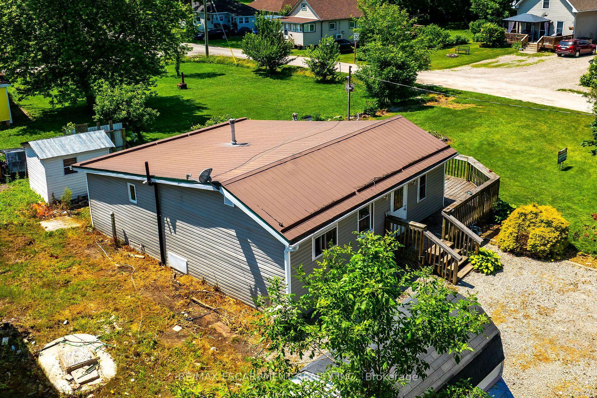 19 Barbara Drive, Haldimand — Detached for sale, photo 1