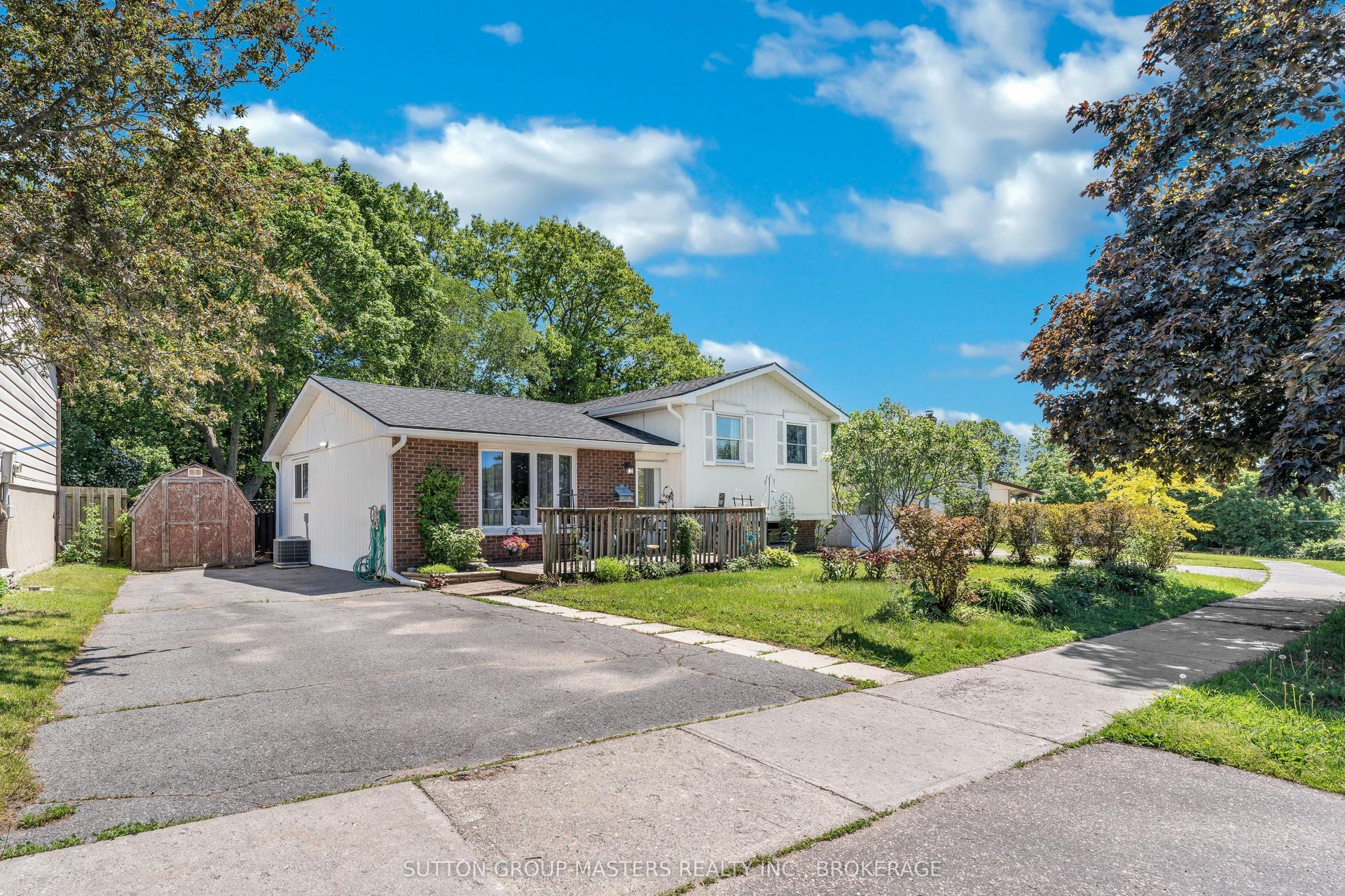 788 Mona Drive — photo 1
