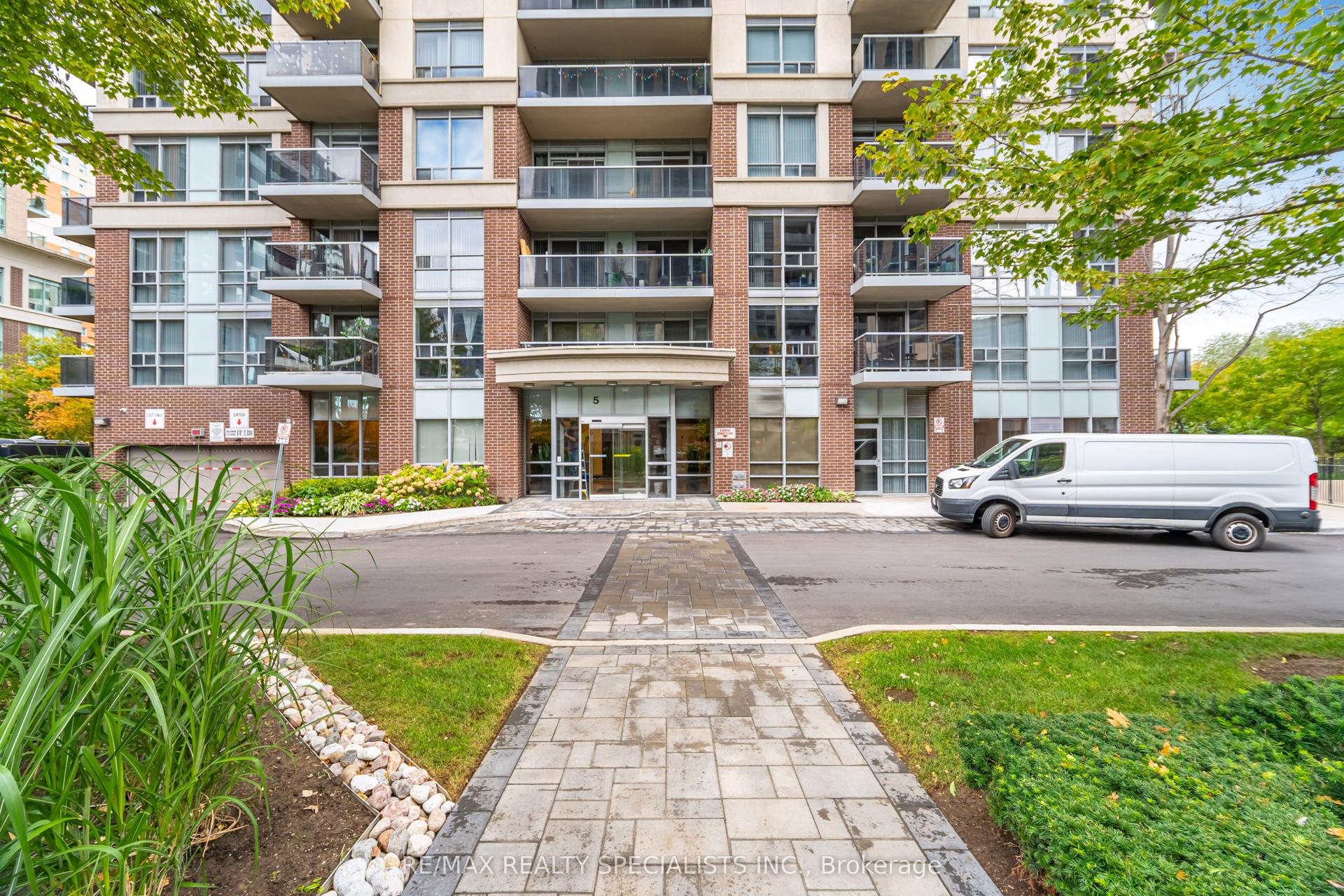 5 Michael Power Place 1005 #1005, Toronto — Condo for sale, photo 1