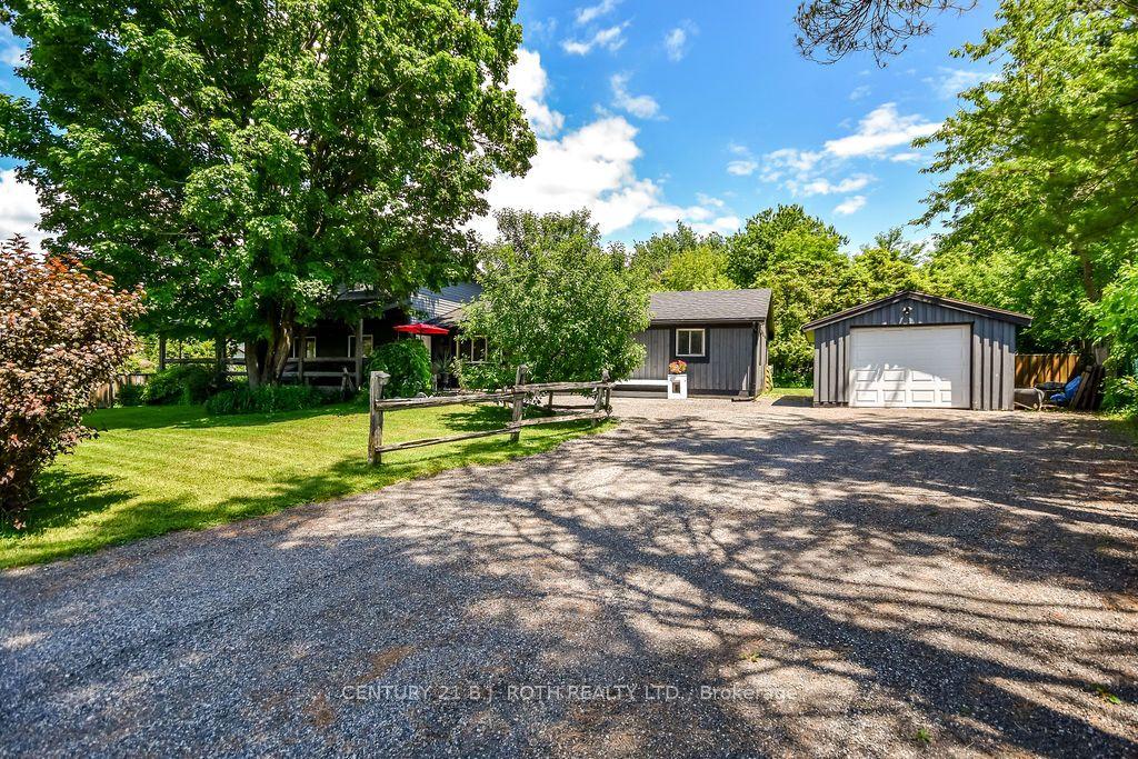 12 PATRICIA Drive — photo 1