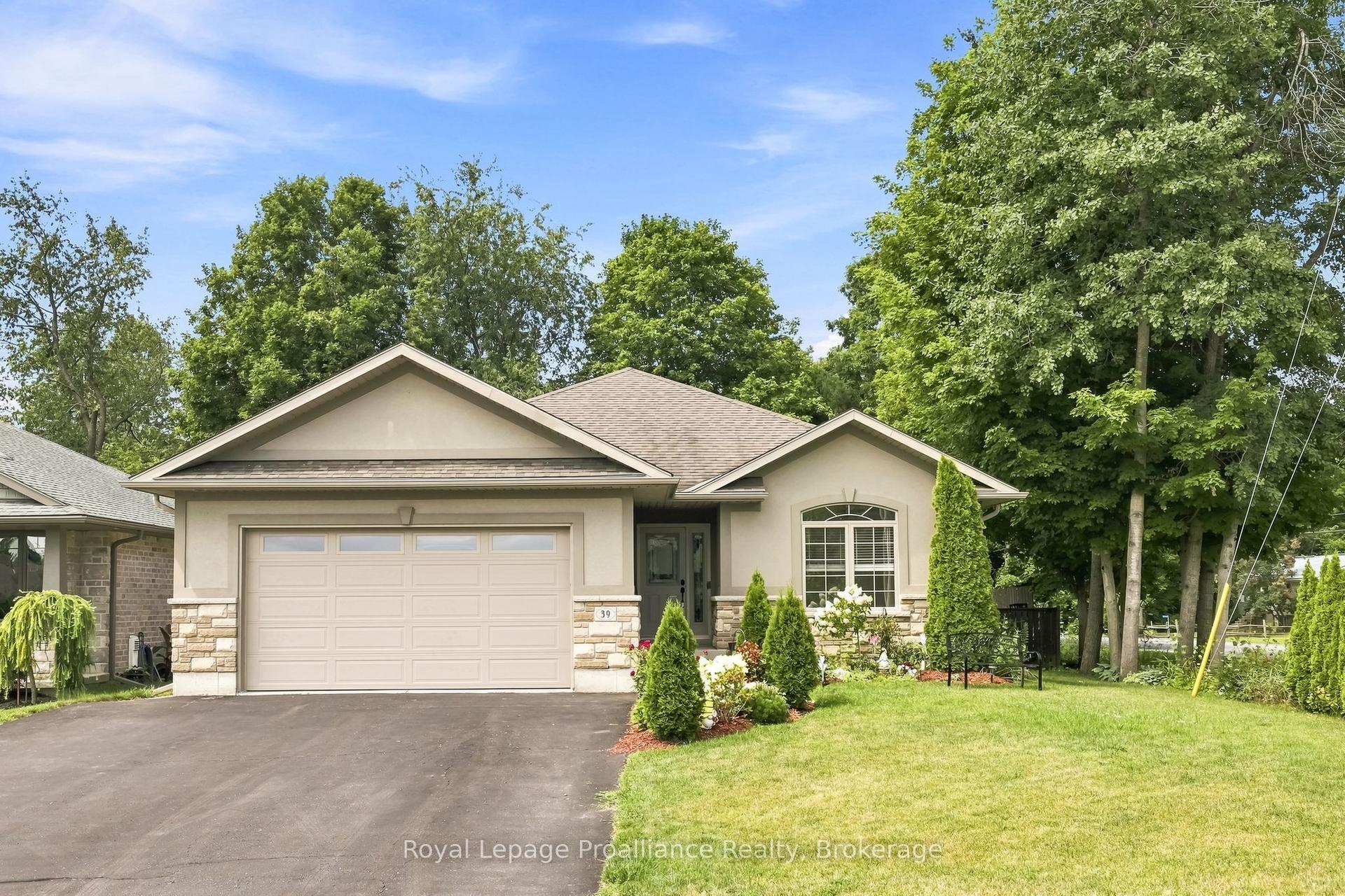 39 Lakewood Crescent, Quinte West — Detached for sale, photo 1