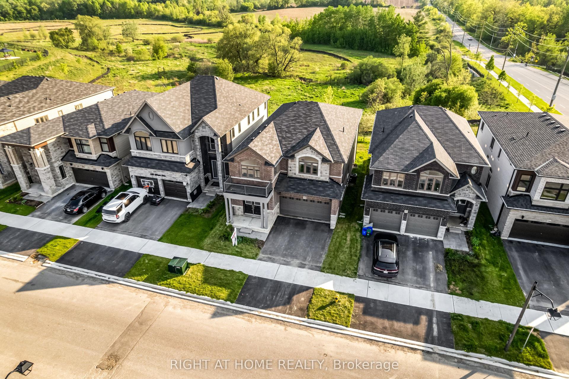 330 Gillespie Drive — photo 1