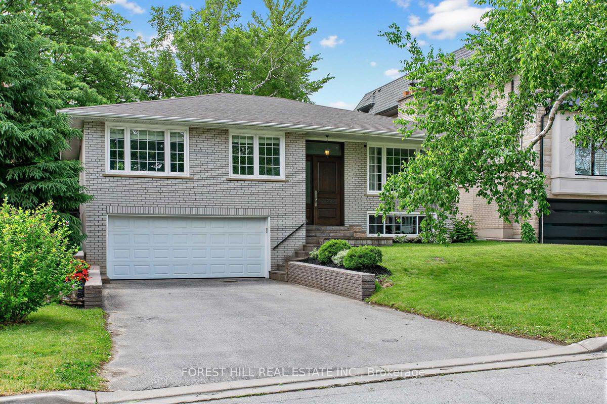 46 Viamede Crescent — photo 1