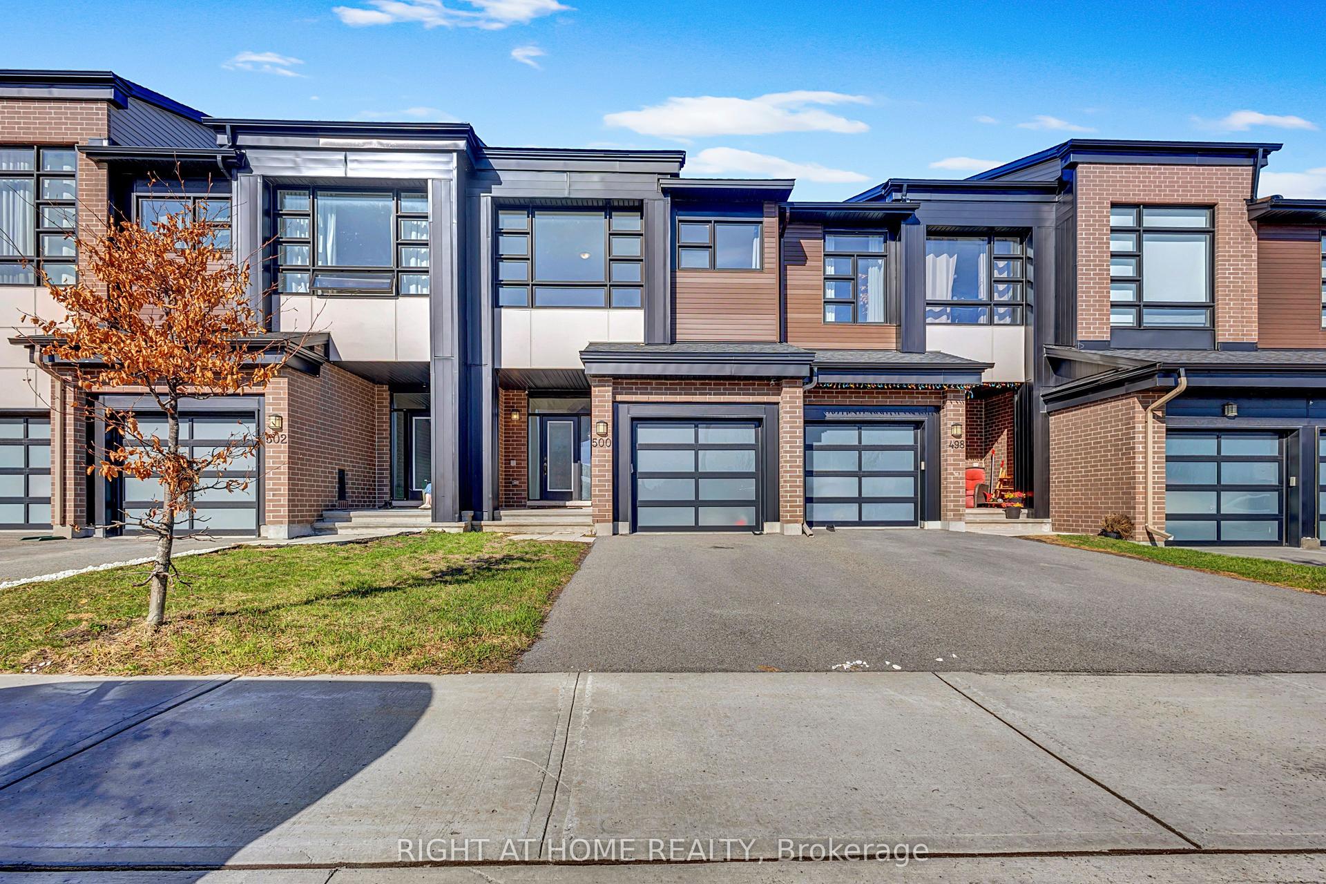 500 Triangle Street — photo 1