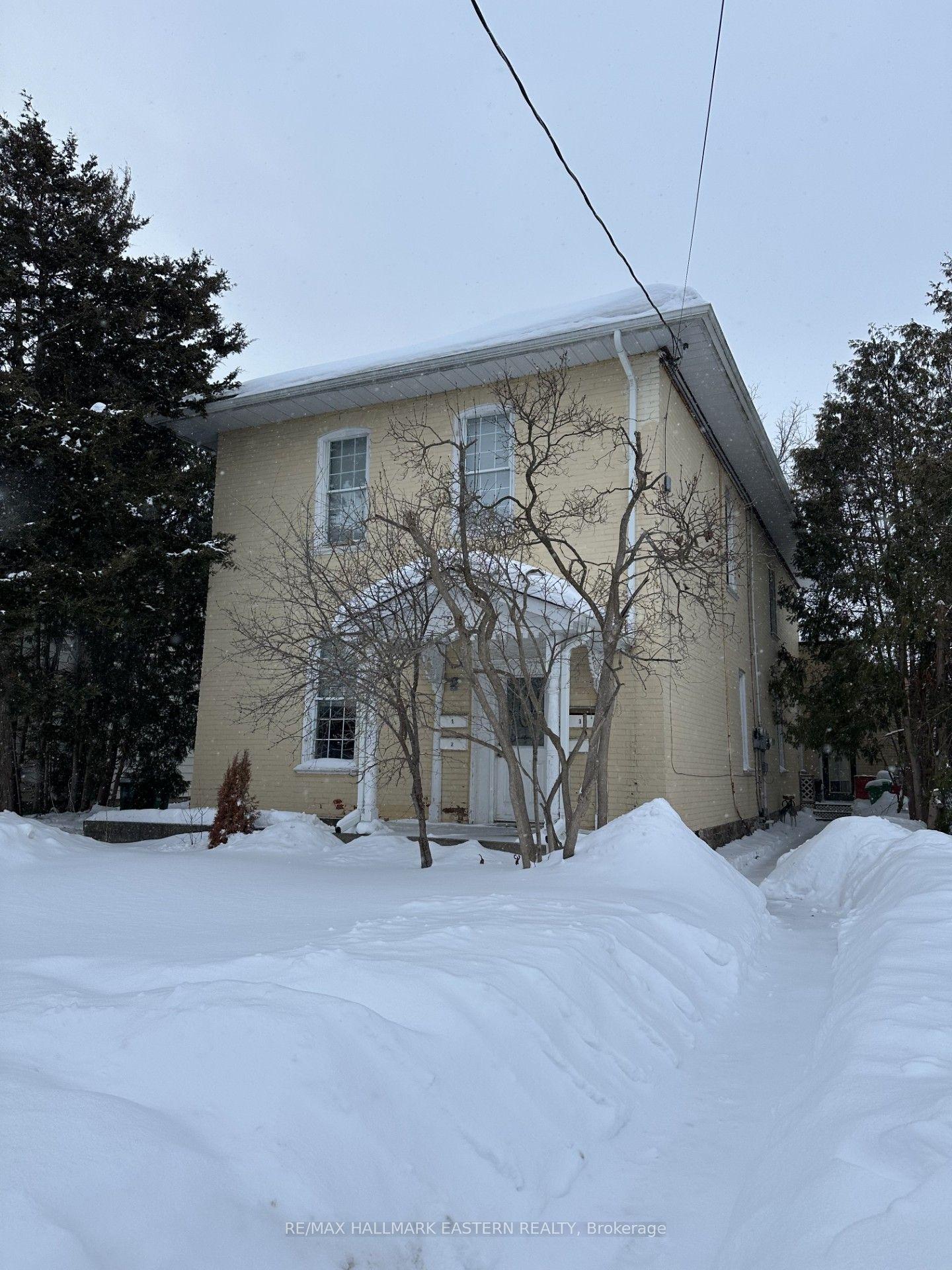 287 Stewart Street — photo 1
