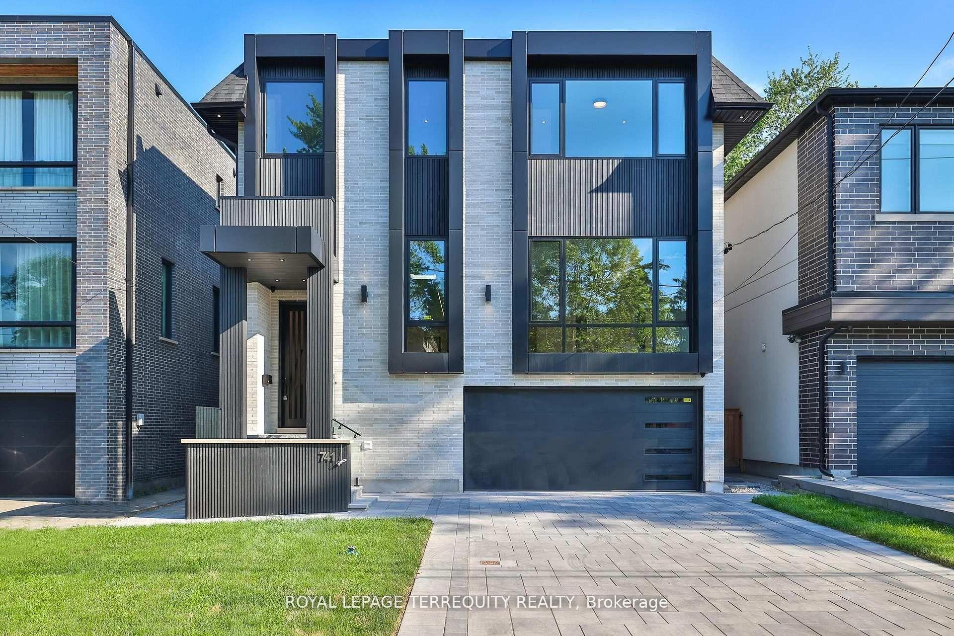 741 Woburn Avenue — photo 1