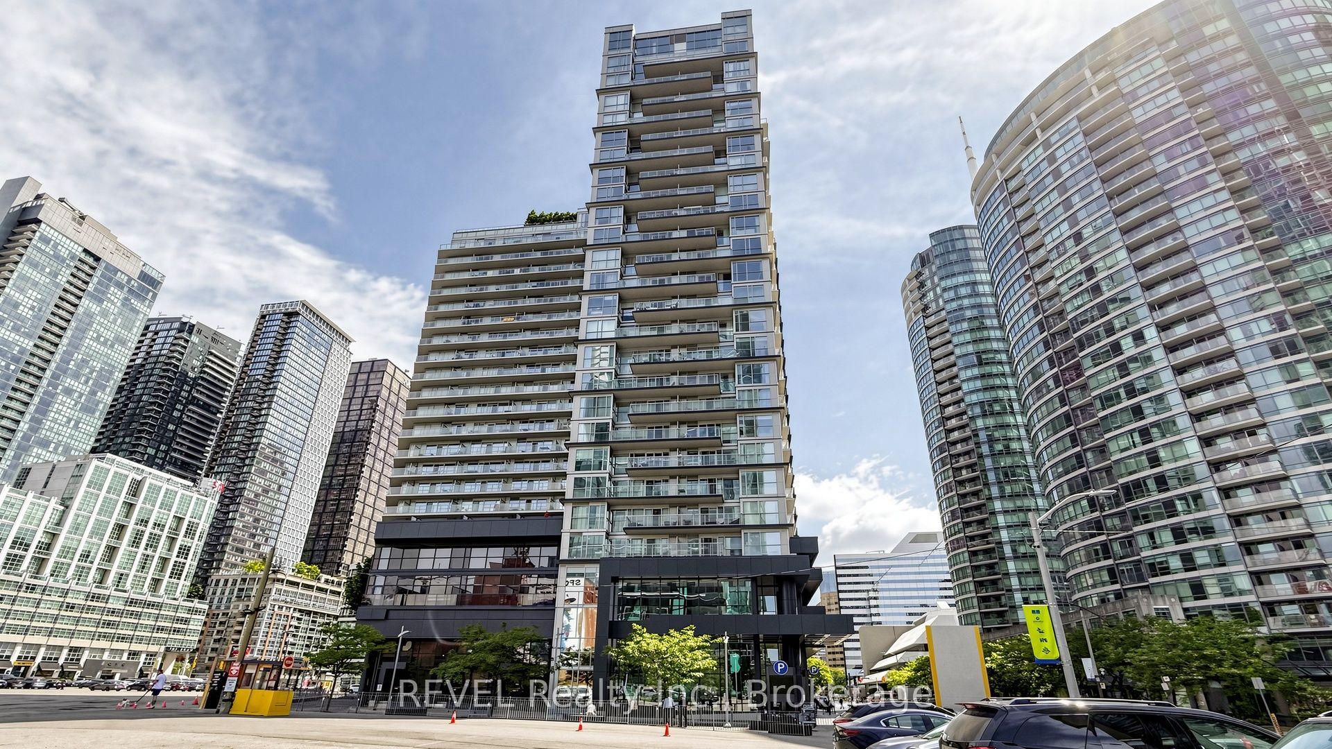 352 Front Street W 306 #306 — photo 1