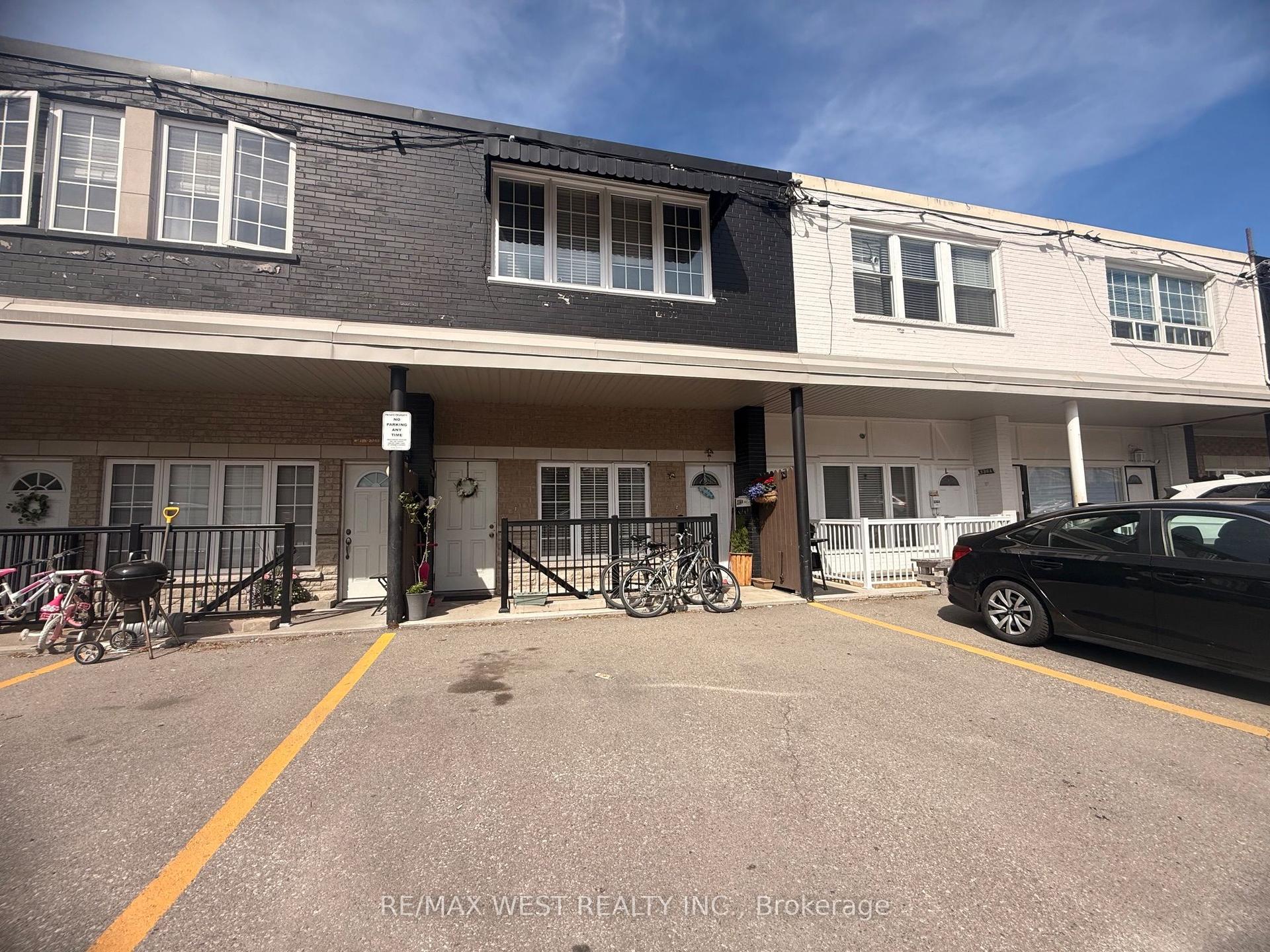 334 Silverthorn Avenue C #C — photo 1