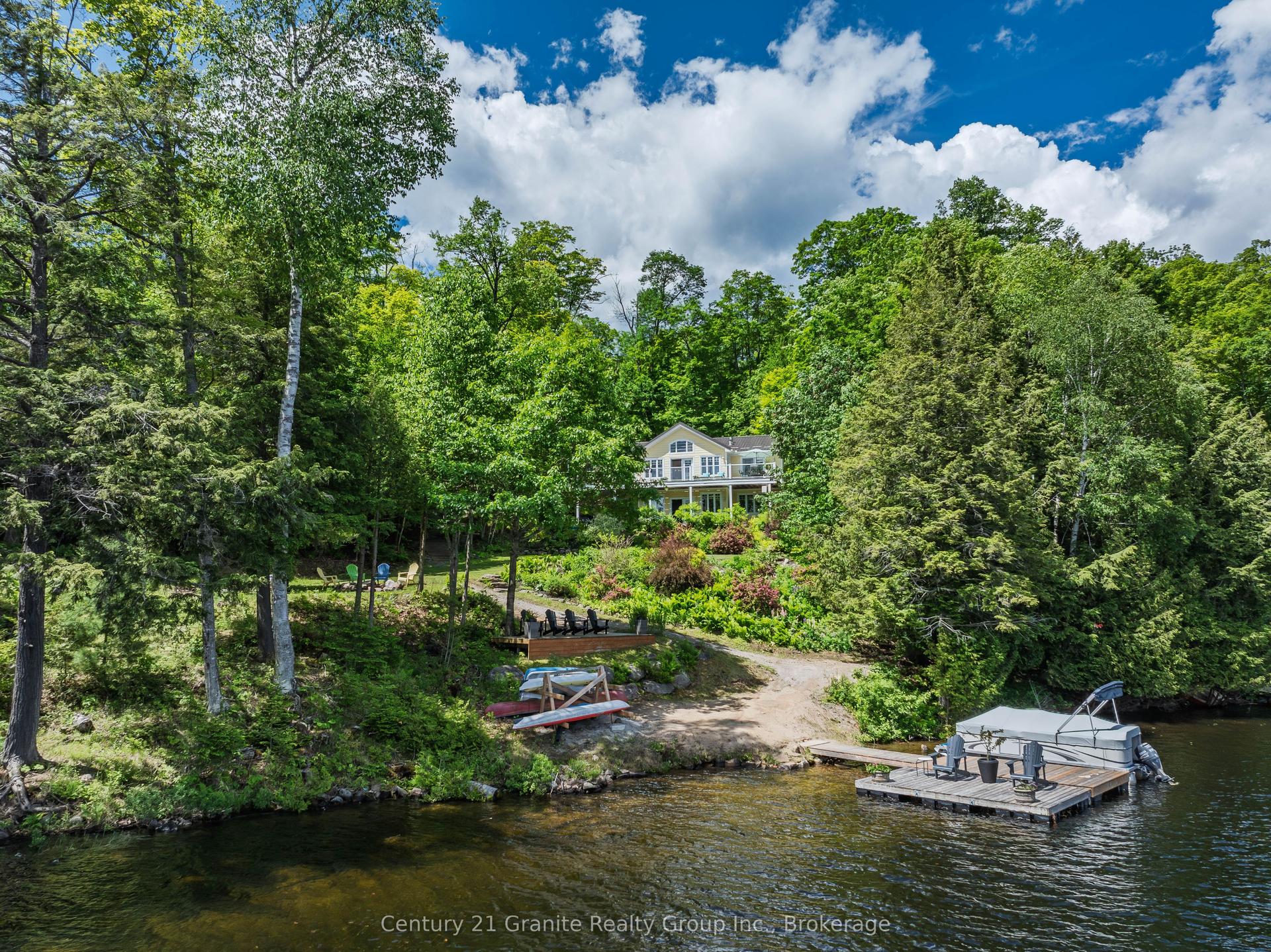 1070 Shipley Drive, Minden Hills — Detached for sale, photo 1