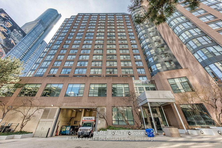 7 Carlton Street 1111 #1111, Toronto — Condo for lease, photo 1