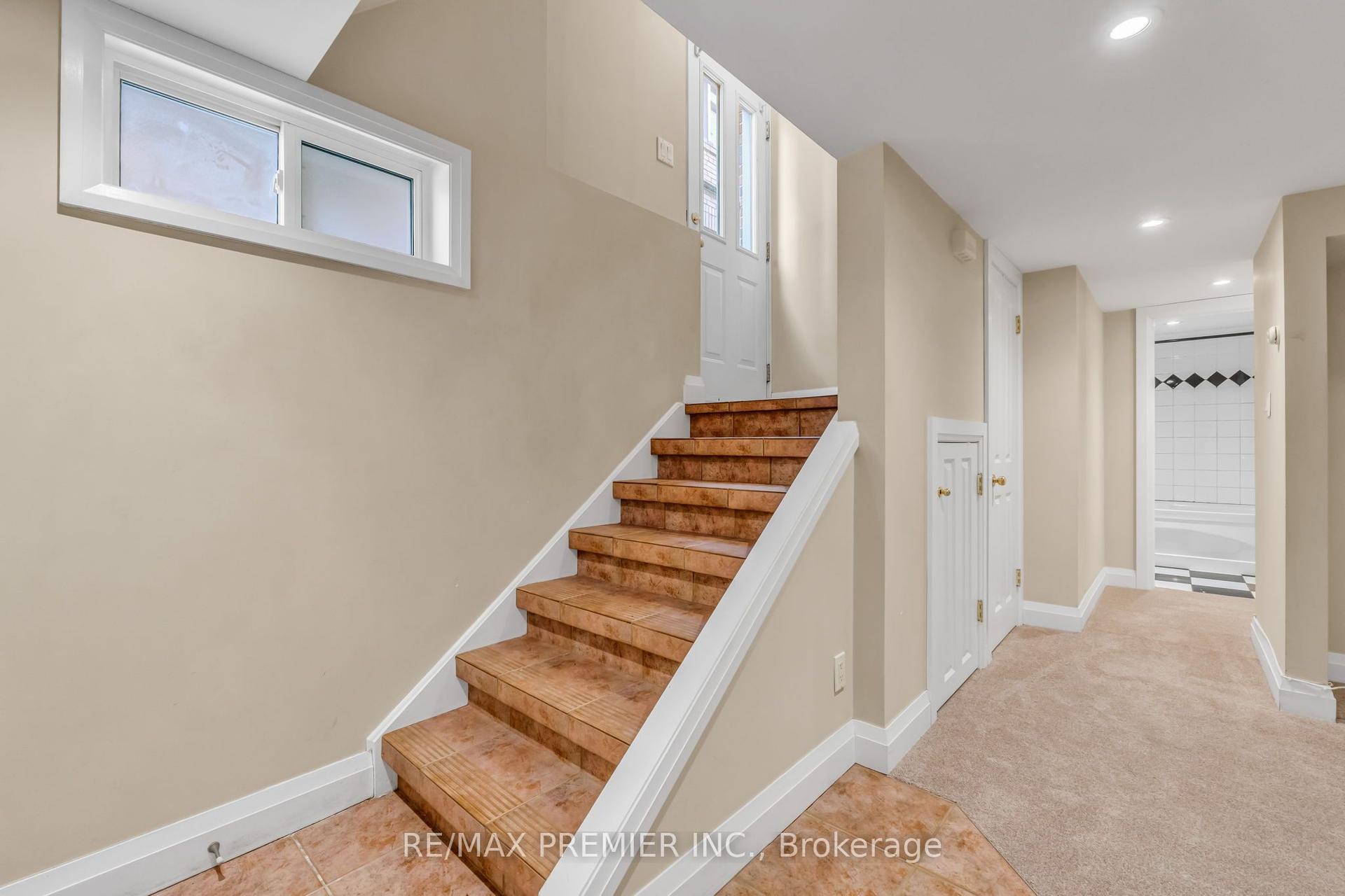 5 Killarney Road Lower Level #Lower Level — photo 1