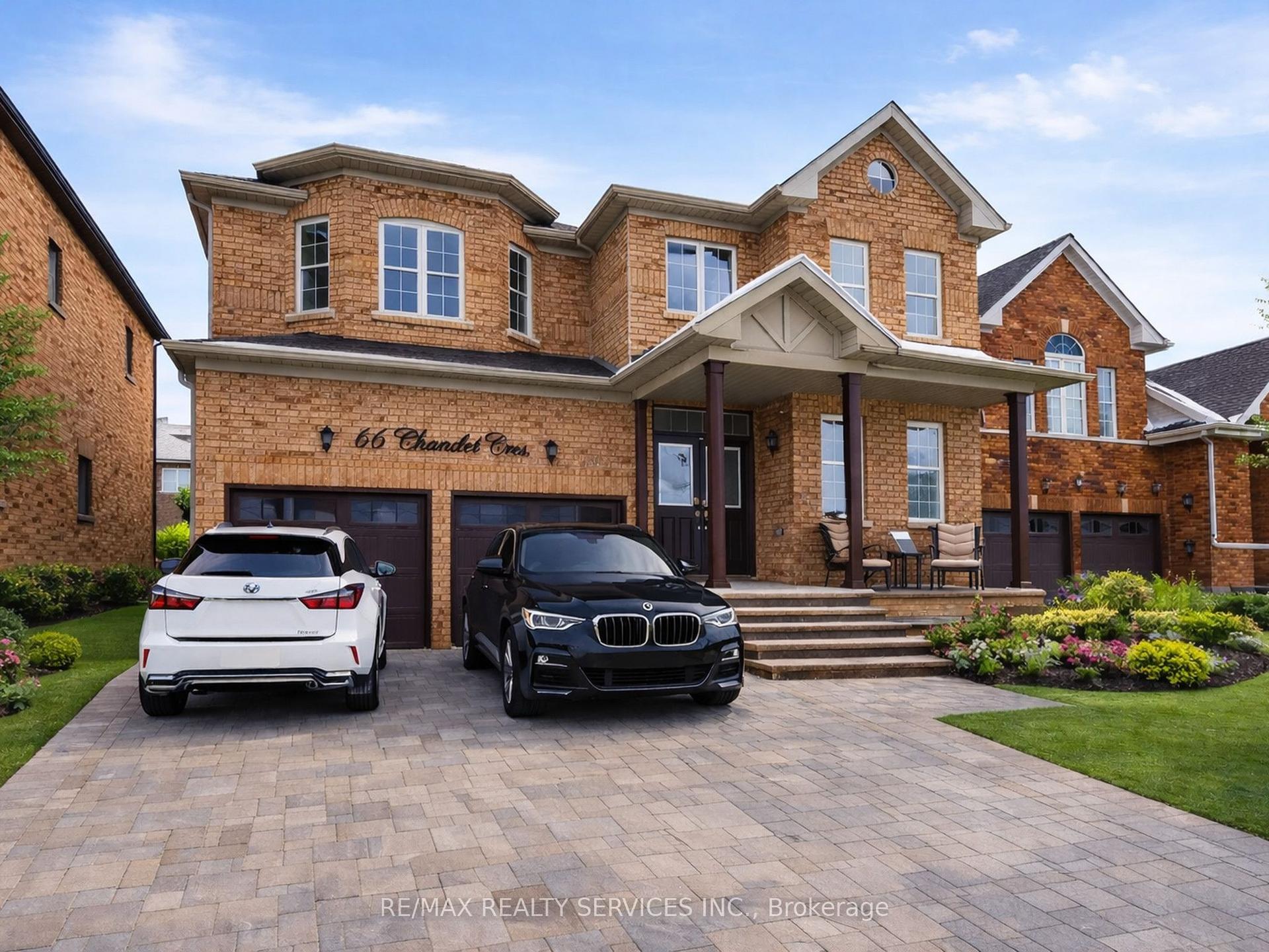 66 Citadel Crescent — photo 1