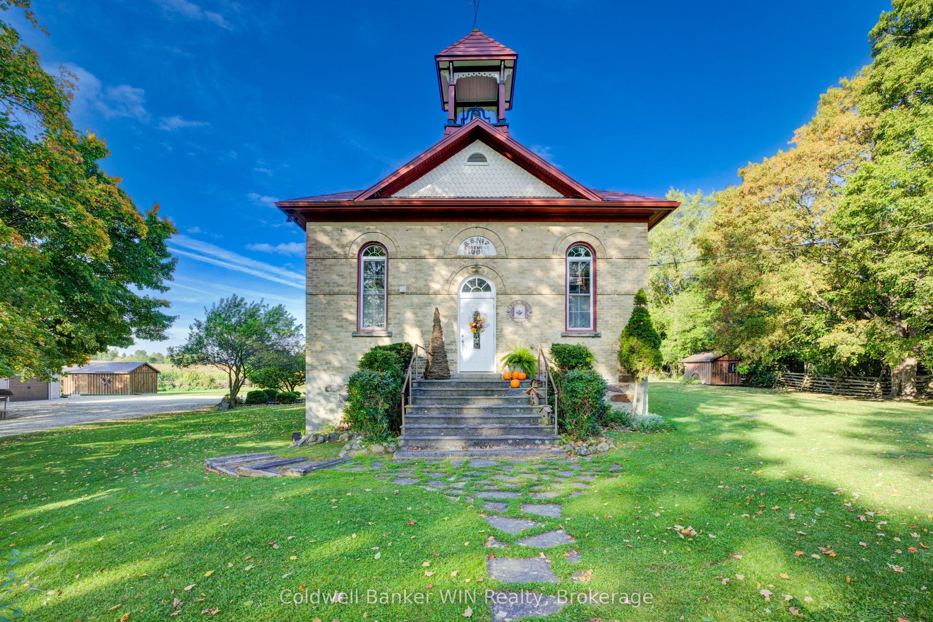 392774 Southgate 39 Side Road, Southgate — Detached for sale, photo 1