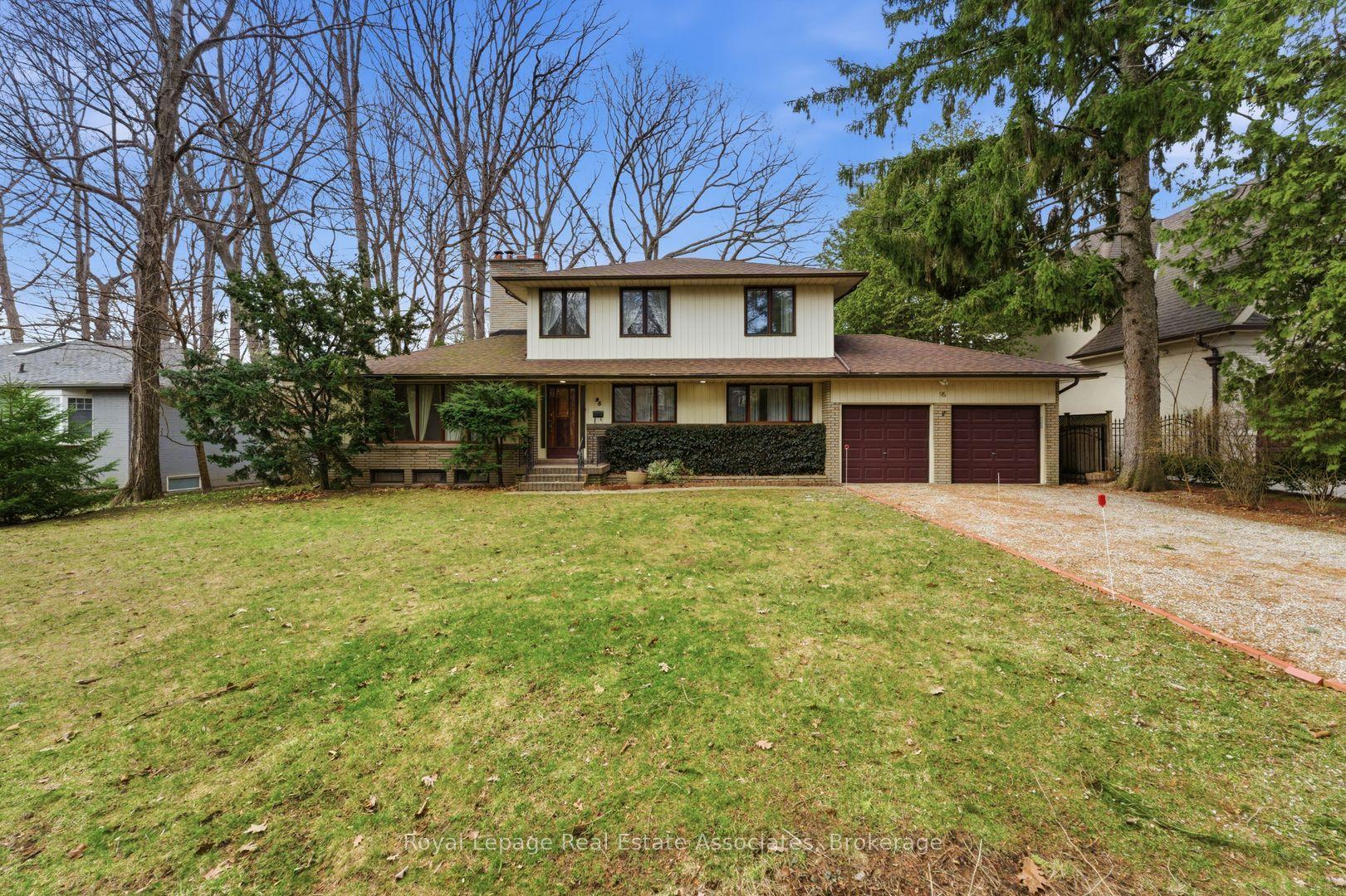 95 Oakes Drive — photo 1