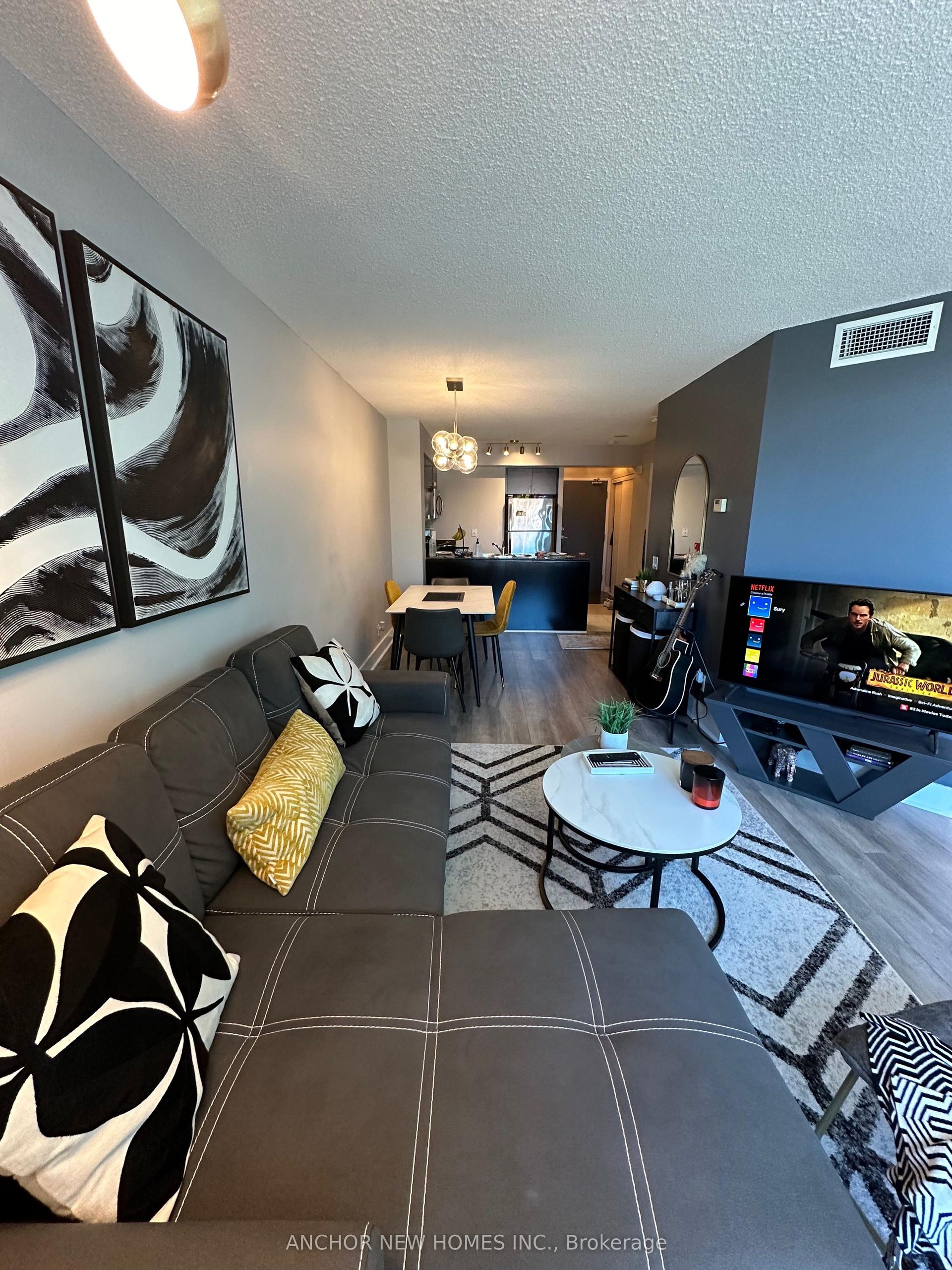 373 Front Street W 701 #701 — photo 1