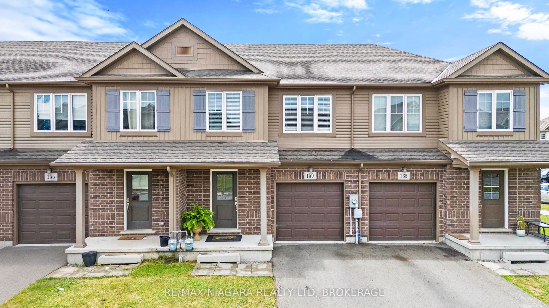 159 Heron Street, Welland — Townhouse for sale, photo 1