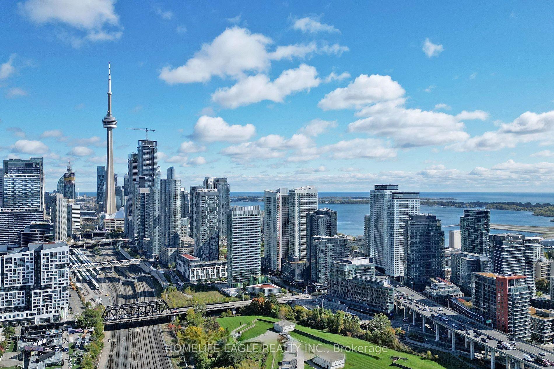 30 Ordnance Street 1811 #1811 — photo 1