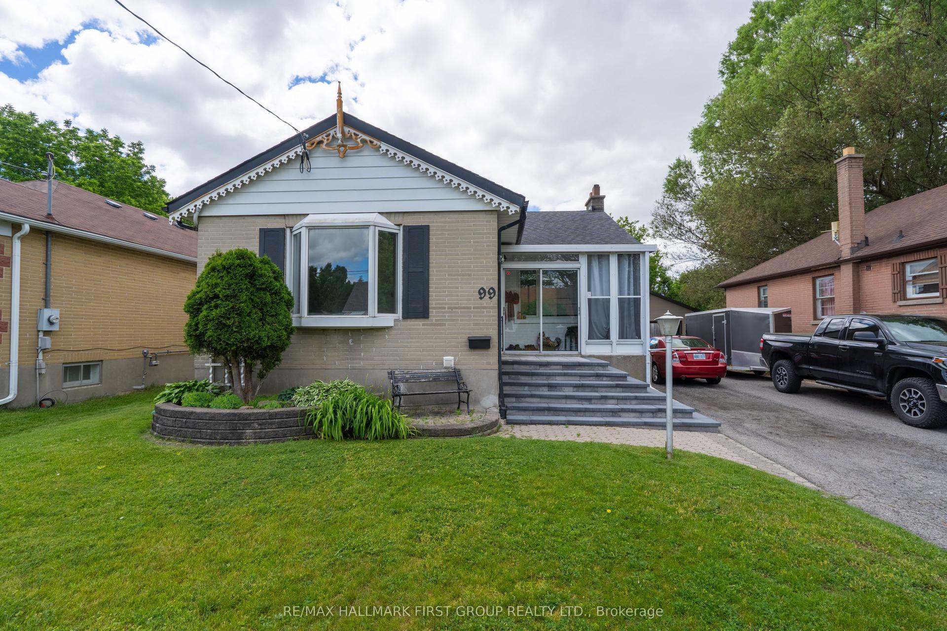 99 Pontiac Avenue — photo 1