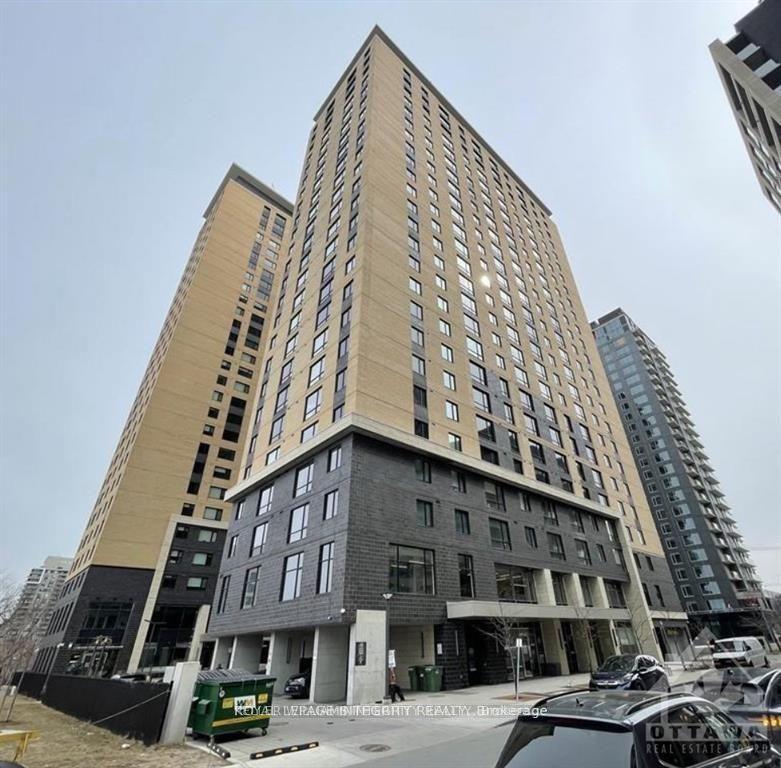 105 Champagne Avenue 1812 #1812, Dows Lake - Civic Hospital and Area — Condo for lease, photo 1