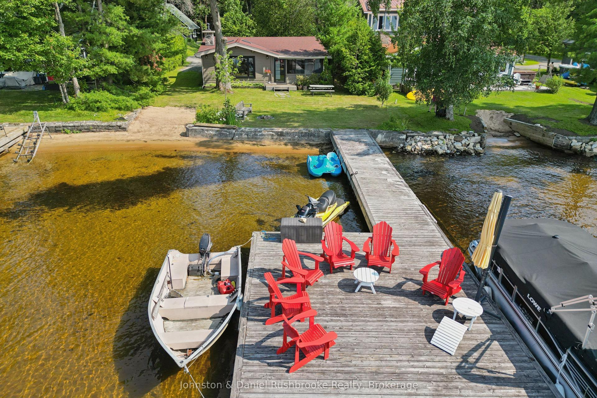 1046 Golden Point Road W, Bracebridge — Detached for sale, photo 1