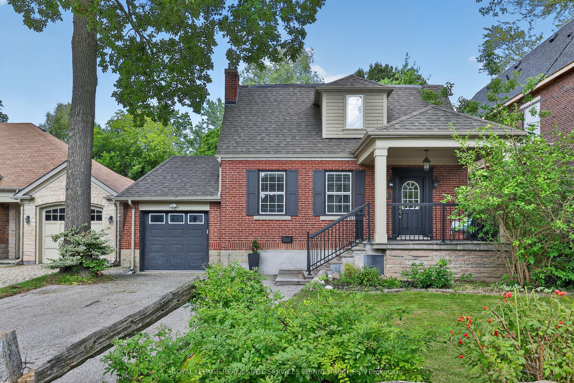 21 Cumberland Drive, Mississauga — Detached for sale, photo 1