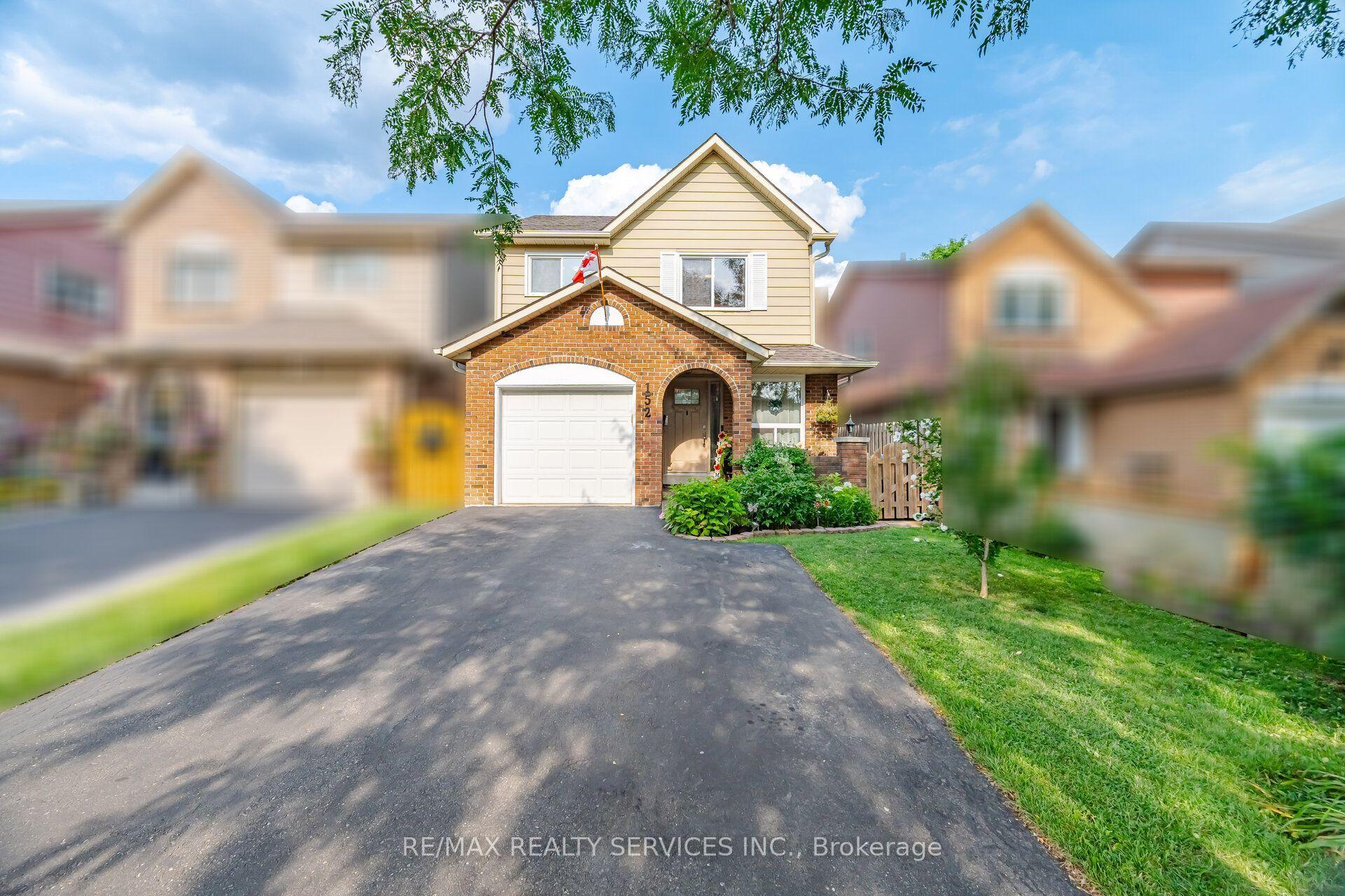 152 Weybridge Trail, Brampton — Detached for sale, photo 1