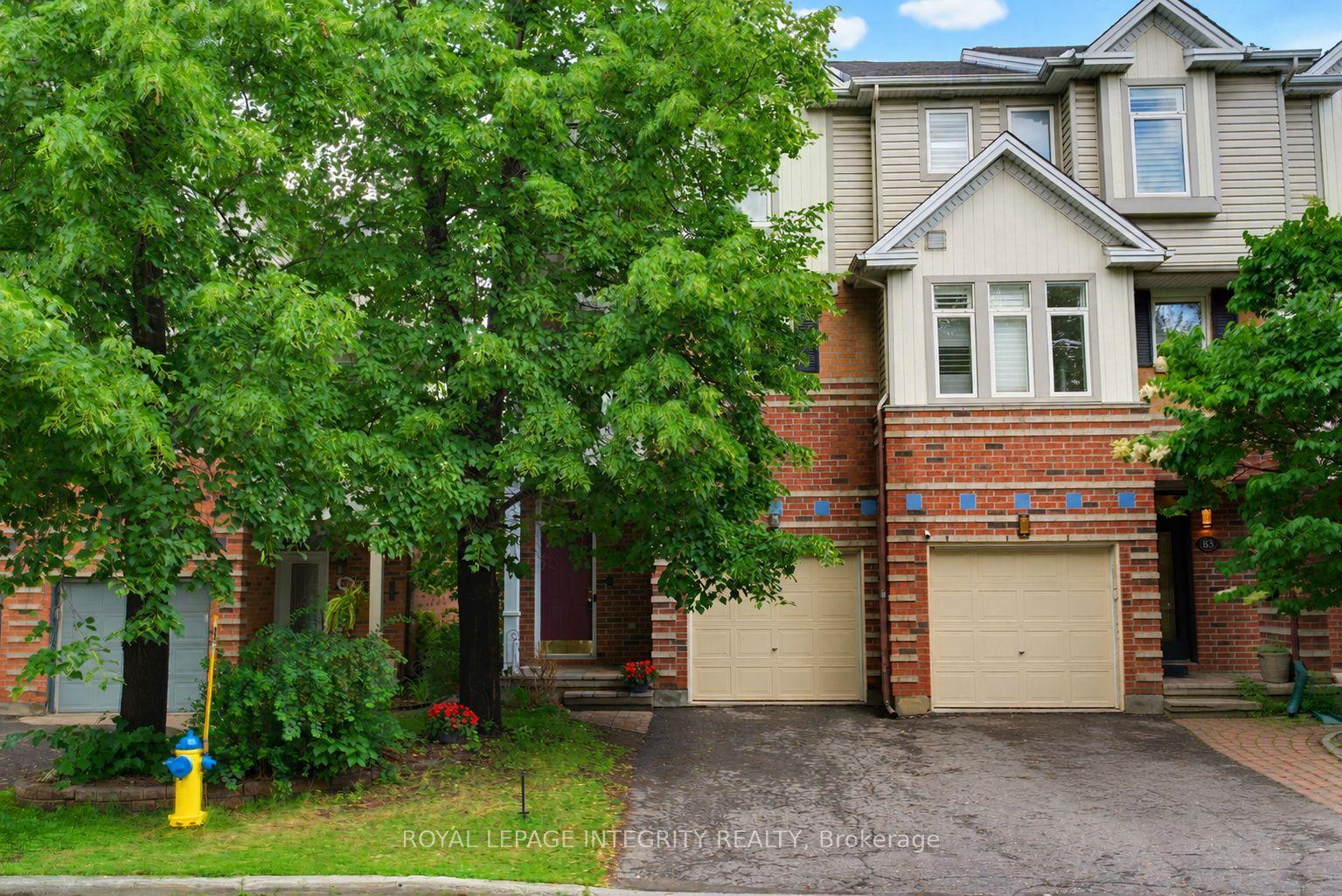 81 Robinson Avenue — photo 1