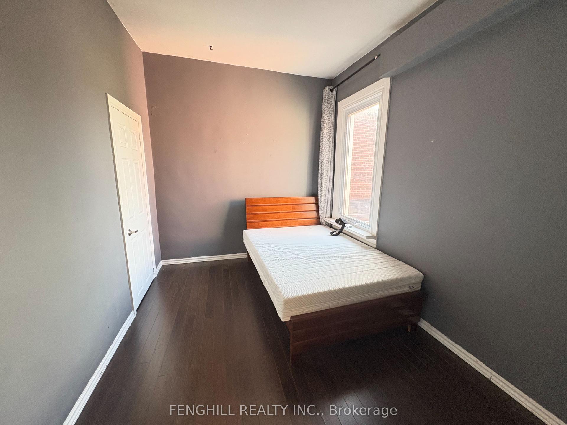 270 Clinton (Upper Level) Street, Toronto — Semi-Detached for lease, photo 1