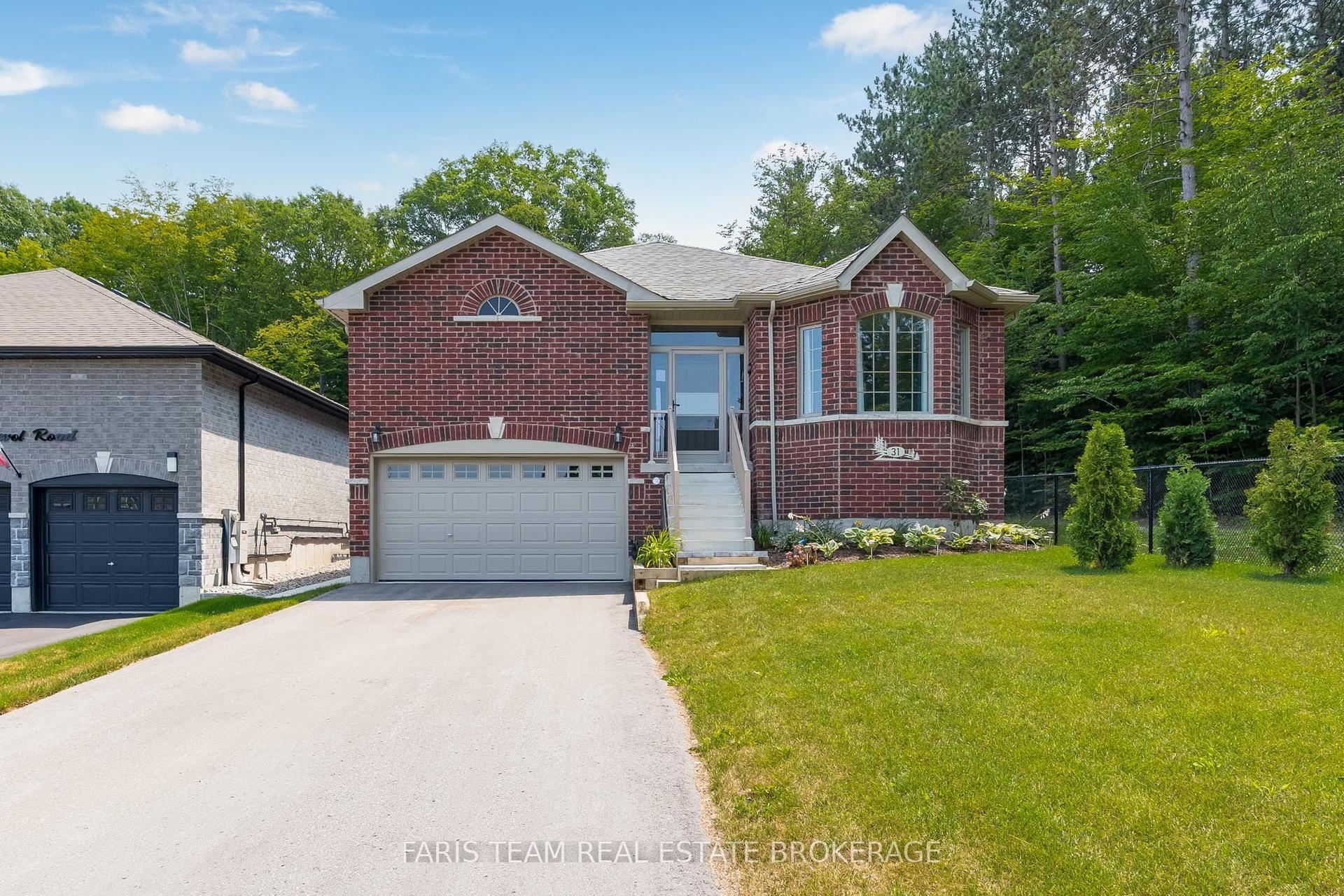 31 Revol Road, Penetanguishene — Detached for sale, photo 1