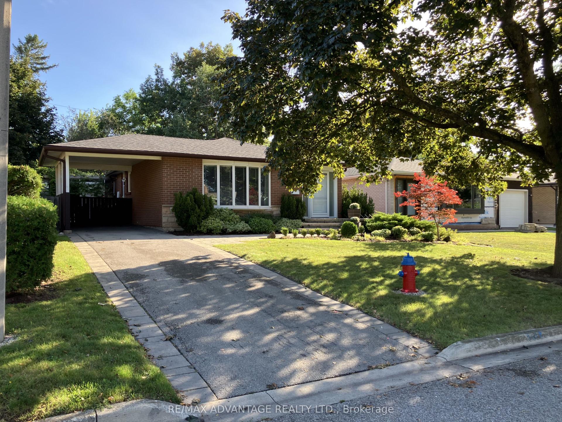 581 Galway Drive, Burlington — Detached for sale, photo 1