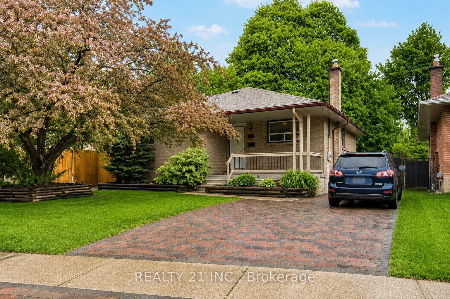 44 Sundance Crescent, Toronto — Detached for sale, photo 1
