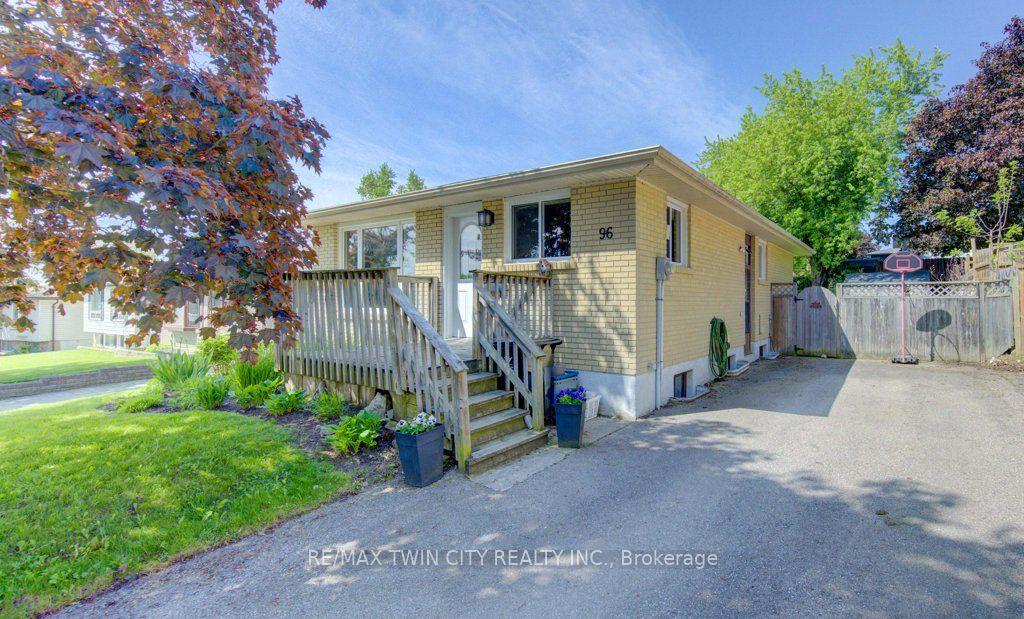 96 Scott Road — photo 1