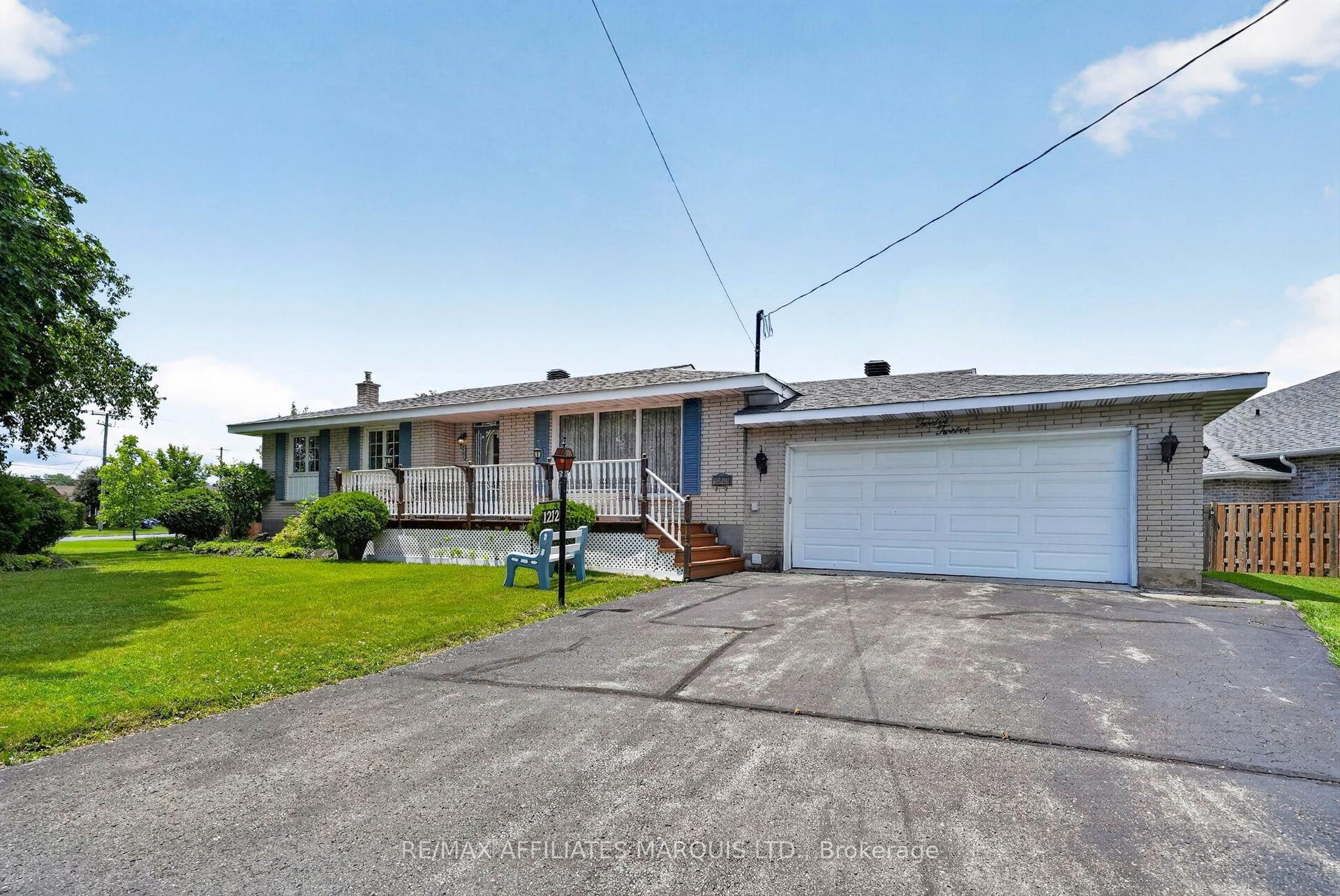 1212 Brodeur Street — photo 1