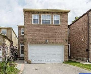 9 Flatwoods Drive Room 1 #Room 1, Toronto — Detached for lease, photo 1