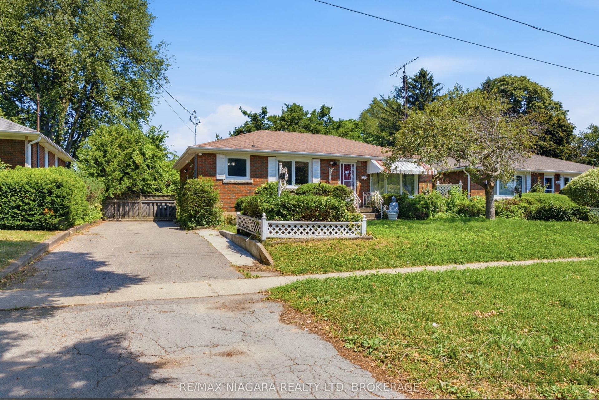 6479 Brock Street, Niagara Falls — Detached for sale, photo 1