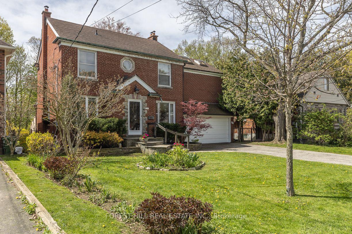77 Glenwood Crescent — photo 1