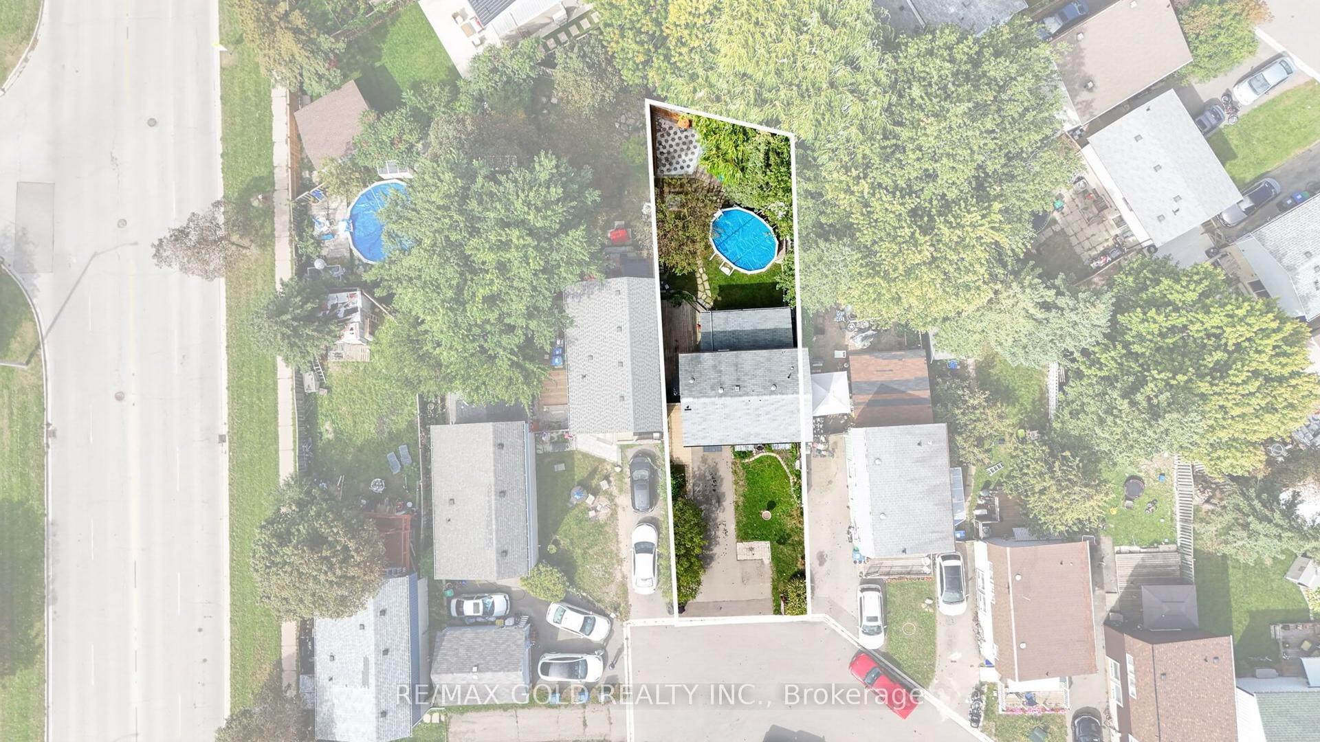 6 Jennifer Square, Brampton — Detached for sale, photo 1