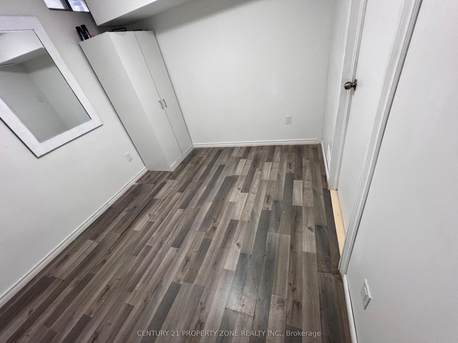 6 Roehampton Crescent W Apartment #Apartment, Brampton — Detached for lease, photo 1
